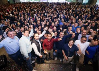 Trabajadores de Michoacán cierran filas con Torres Piña y Claudia Sheinbaum, en defensa de la 4T y la soberanía nacional