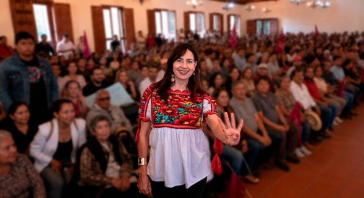 Jóvenes y líderes de Pátzcuaro ven en Gaby Molina el proyecto para Michoacán