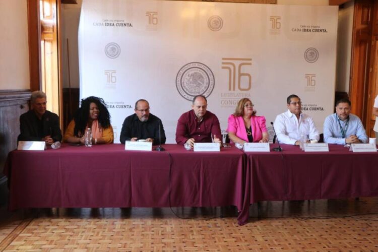 Congreso debe impulsar acciones para prevenir problemas de salud mental: Baltazar Gaona