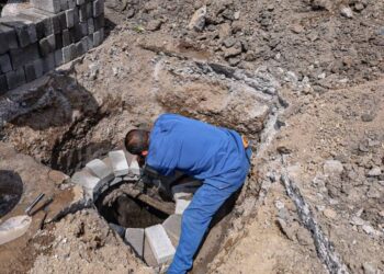Ooapas restablece el funcionamiento del drenaje sanitario frente a la XXI Zona Militar