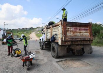 Gobierno de Morelia realiza jornadas permanentes de bacheo en distintos puntos de la ciudad