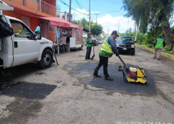 Atiende Gobierno de Morelia la avenida La Joya con jornada de bacheo