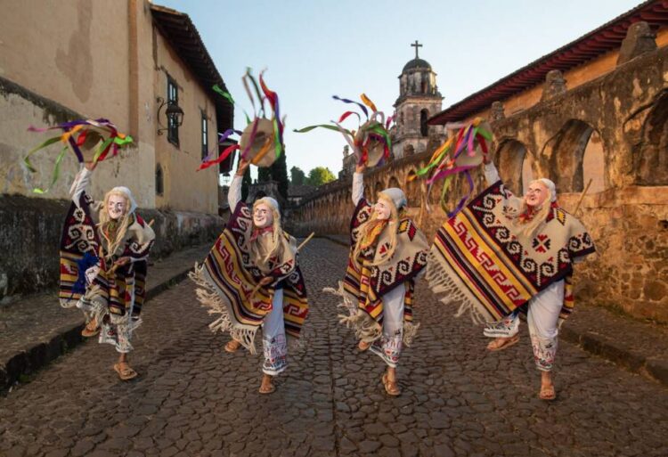 En este verano, Pátzcuaro, Tzintzuntzan y Santa Clara del Cobre: El corazón del legado purépecha te espera