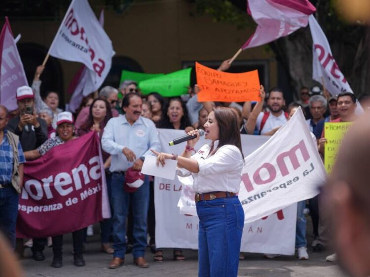 Intensifica Gladyz Butanda defensa de la transformación con más trabajo en territorio