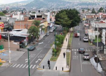 Invita Alfonso Martínez Alcázar al nuevo Parque Lineal de Avenida del Quinceo