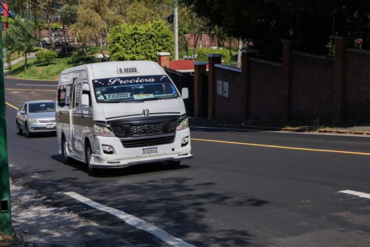 Golpe al bolsillo familiar por incremento a tarifa del transporte público a 12 pesos sin aviso y en pleno periodo vacacional
