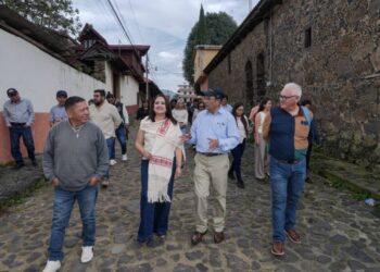 Gladyz Butanda va por impulso al turismo e infraestructura en comunidades indígenas de Michoacán