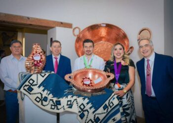 Dayana Pérez Mendoza encabezó el inicio de la 60 Feria Nacional del Cobre en Santa Clara del Cobre