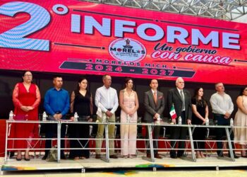 El director del Cobeem acudió con la representación del gobernador al Segundo Informe del edil de Villa Morelos