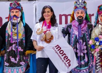 Gaby Molina reafirma en Caltzontzin su vínculo con las comunidades
