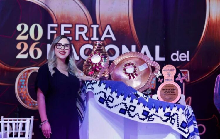 Dayana Pérez clausura una exitosa 60.ª Feria Nacional del Cobre y el LXXXI Concurso del Cobre Martillado