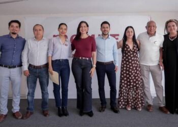 Jóvenes y liderazgos sociales, claves para defender la soberanía: Gaby Molina