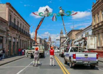 Morelia se viste de colores Patrios