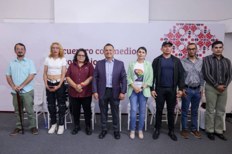 “Hay que saber escuchar a la diversidad”: Torres Piña
