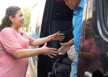 El Programa en Puruándiro de transporte gratuito de Belinda Iturbide, beneficia a 170 personas por semana