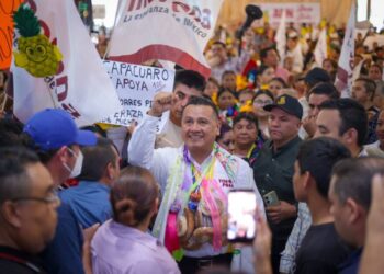 CARLOS TORRES PIÑA: CONOCER MICHOACÁN ES HABER ESTADO AHÍ CUANDO HACÍA FALTA