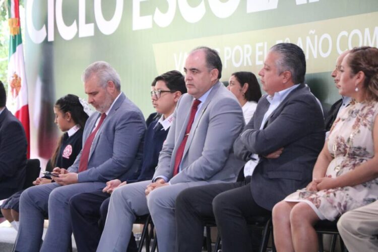 Cuatro ciclos escolares completos reflejan el compromiso con la educación: Baltazar Gaona