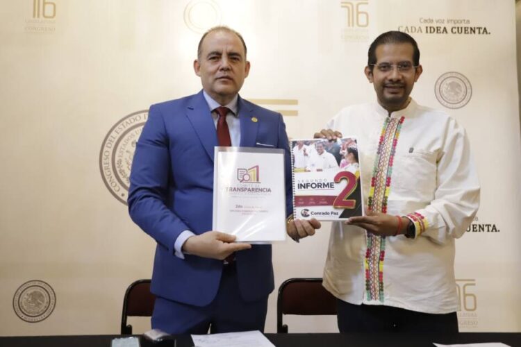 Conrado Paz hace entrega de su Segundo Informe de Actividades Legislativas