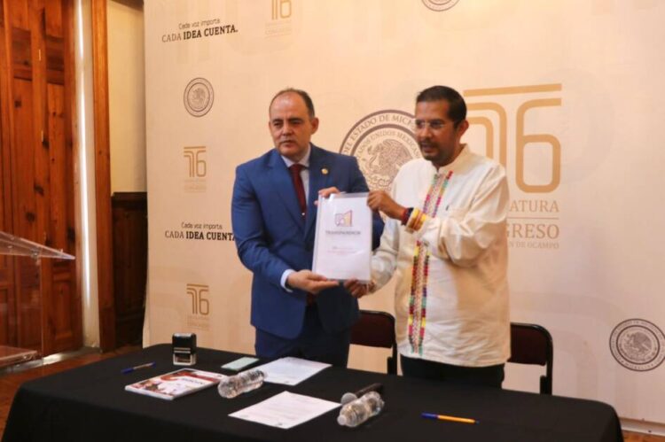 Uruapan tiene en Conrado Paz una voz que trabaja y entrega resultados: Baltazar Gaona