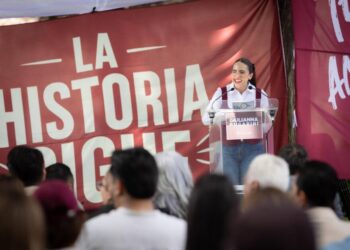 Presenta Giulianna Bugarini su Segundo Informe Legislativo en Morelia