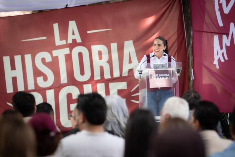 Presenta Giulianna Bugarini su Segundo Informe Legislativo en Morelia