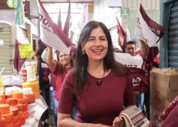 Gaby Molina fortalece liderazgo en territorio