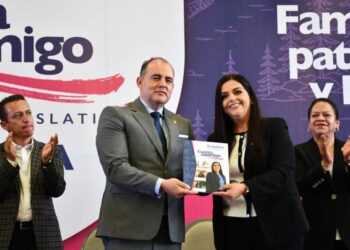 En Segundo Informe Legislativo Tere Herrera destaca como ejes centrales la defensa de la vida, la familia y los valores
