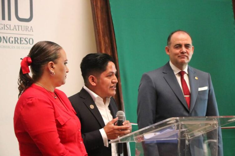 Baltazar Gaona respalda colecta de medicamentos y material sanitario para reclusos de Michoacán