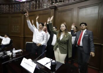 Jóvenes parlamentarios analizan, discuten y aprueban diversos dictámenes durante Sesión del Parlamento Juvenil Incluyente 2026
