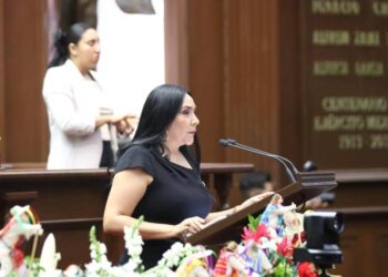En arranque del Tercer Año Legislativo, Adriana Campos Huirache exige resultados y responsabilidad al Congreso ante los retos que enfrenta Michoacán