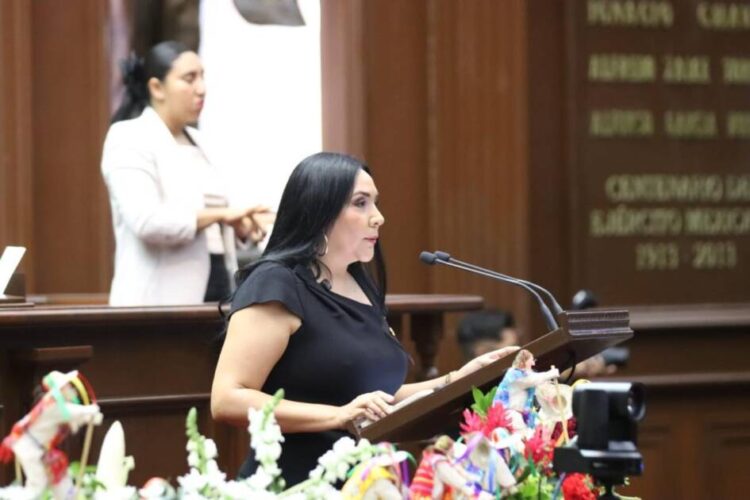 En arranque del Tercer Año Legislativo, Adriana Campos Huirache exige resultados y responsabilidad al Congreso ante los retos que enfrenta Michoacán