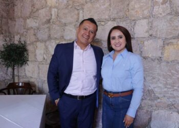 Gladyz Butanda y Torres Piña trazan ruta de unidad rumbo a 2027