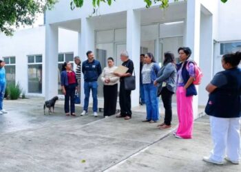 Yankel Benítez supervisa mantenimiento en clínica de Misión del Valle