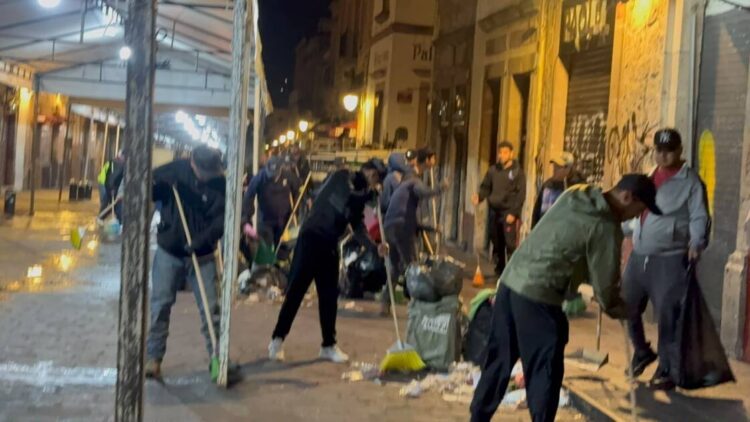 Retiró SLyT más de 70 toneladas de basura de las calles de Morelia después del Grito y el desfile