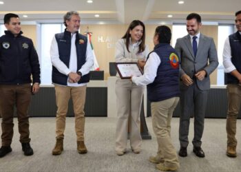 El Gobierno de Morelia reconoce la trayectoria y vocación de servicio de elementos de Protección Civil y Bomberos