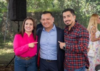 Gladyz Butanda prioriza la unidad y suma su estructura a Carlos Torres Piña