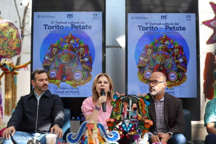 Morelia preserva sus tradiciones con el 8° Festival Cultural del Torito de Petate