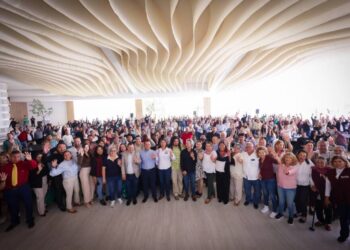 Torres Piña reúne a fundadores obradoristas y suma a la estructura de Celeste Ascencio a la defensa de la 4T