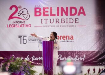 Rinde Belinda Iturbide Díaz 2º Informe de Labores en Puruándiro