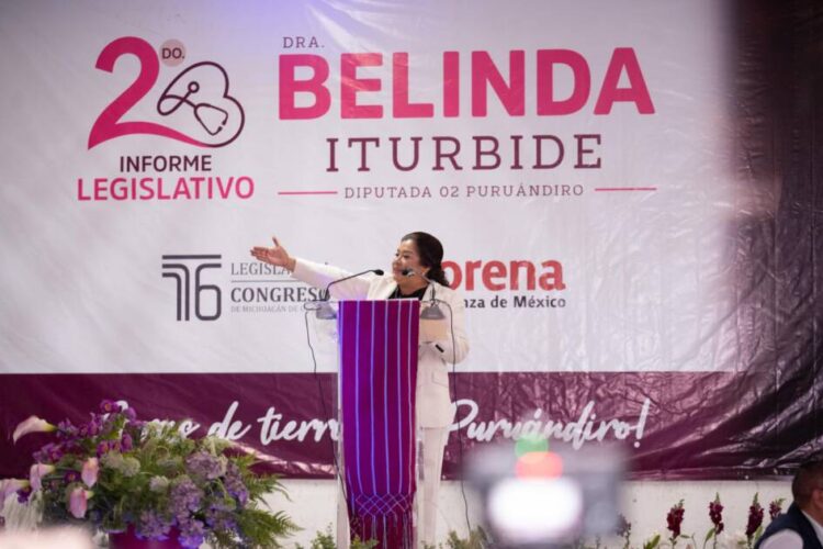 Rinde Belinda Iturbide Díaz 2º Informe de Labores en Puruándiro