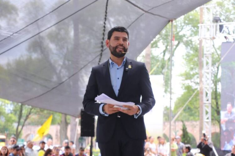 Legislar en materia de protección y fortalecimiento del campo michoacano, es mi compromiso: Octavio Ocampo
