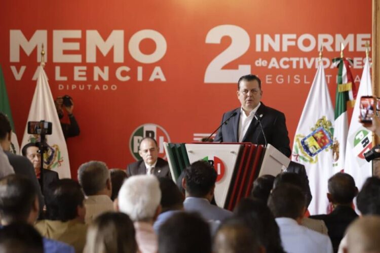 Presenta Guillermo Valencia su Segundo informe de Actividades Legislativas
