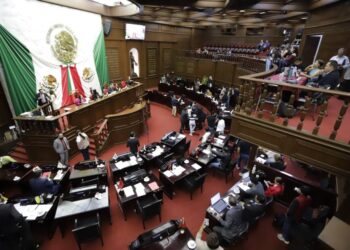Aprueba Congreso de Michoacán minuta en materia de nacionalidad única para ejercer la titularidad de los Poderes Ejecutivo Federal y Locales