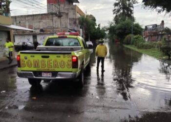 Brigadas municipales atienden reportes por fuerte lluvia en Morelia