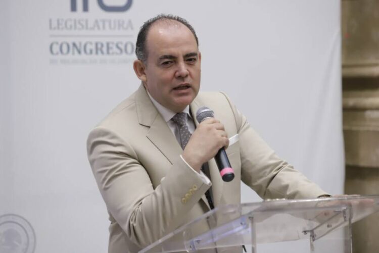 Seguiré señalando lo que considero incorrecto, siempre dentro de la ley: Baltazar Gaona