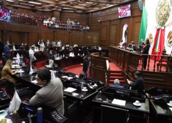 Legisladores buscan prevenir la normalización de la violencia en la infancia