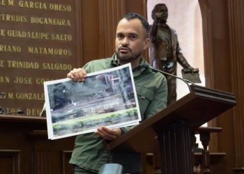 Hugo Rangel exige rescatar el Lago de Zirahuén