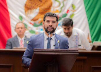Las juventudes deben ser motor del cambio ambiental en Michoacán: Octavio Ocampo