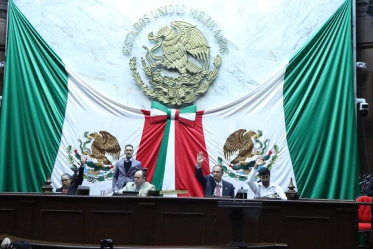 Designa 76 Legislatura al Colegio de Abogadas de Michoacán como recipiendario de Presea “Constitución de 1814”
