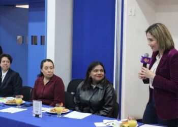 Urgente la construcción un gran pacto por la educación en Michoacán: Brissa Arroyo